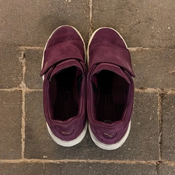 Purple Plum Colored Suede Velcro Pumas Women’s size 9 - Picture 11 of 14